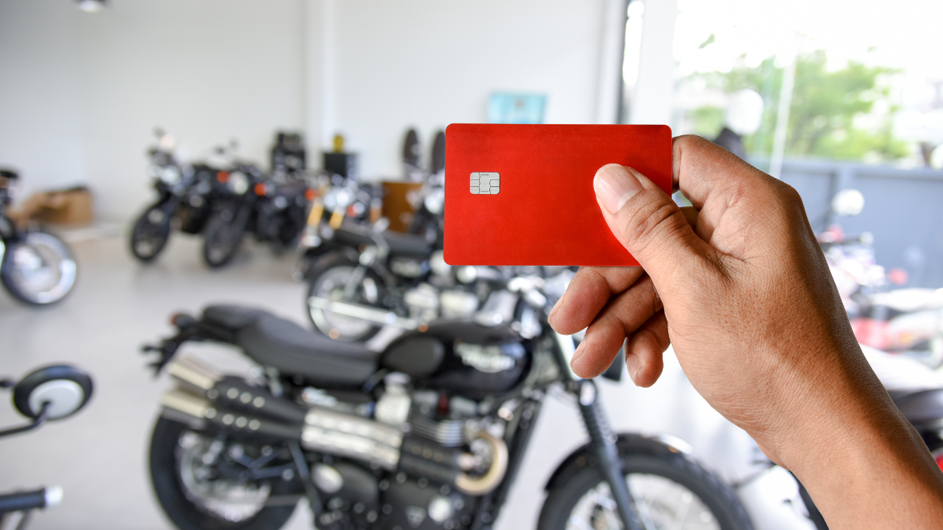 A 7 | A EN A STORE, Bij A&A Store vind je scooters, e-bikes en motoren van topkwaliteit, zowel nieuw als tweedehands